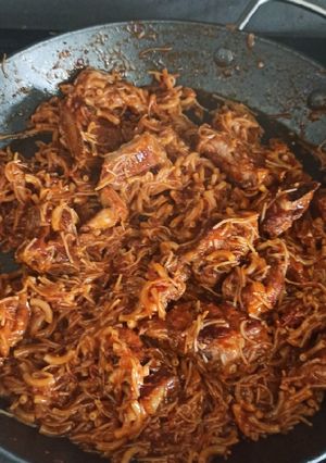 Una foto de Fideos con costillas