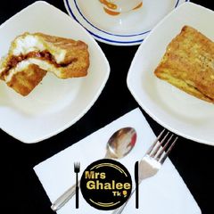 A picture of Stuffed french toast.