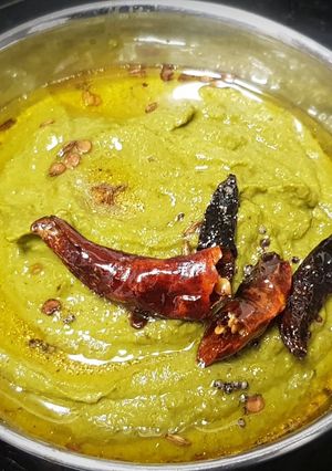 A picture of Coriander Chutney without coconut.