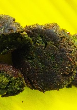 A picture of Palak-Kabli Chana Hara Bhara Kabab.