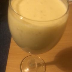 A picture of Banana smoothie.