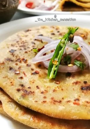 A picture of Aloo Paratha.