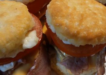 Easiest Way to Recipe Appetizing Leftovers Ham and Cheese Biscuits