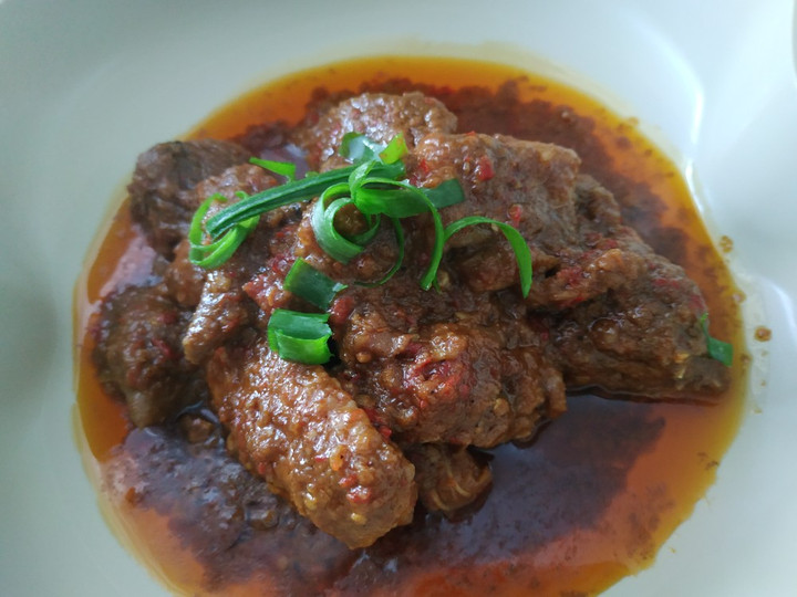 Bagaimana Membuat Rendang Ayam Bumbu Sasa Simpel, Enak Banget