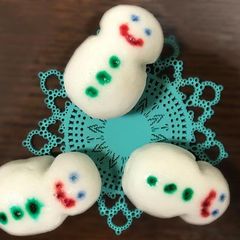 A picture of Snowman - Jouyo Manju (Wagashi).