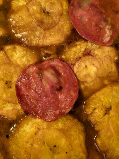 Una foto de SOPA Vieja con Patacones y Chorizo Español...!