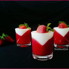 A picture of Strawberry panna-cotta.