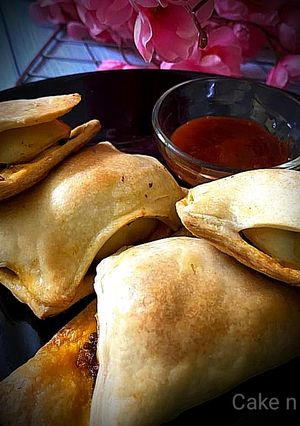 এগ পাফ / প্যাটিস (egg puff/patties recipe i Bengali) রেসিপির প্রধান ছবি
