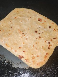 கோதுமை பரோட்டா(wheat parotta recipe in tamil) செய்முறை முக்கிய புகைப்படம்