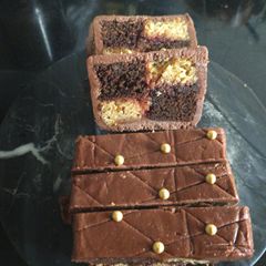 A picture of Eggless Battenberg Cake.