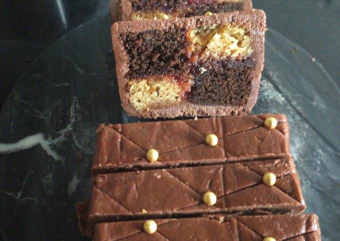 Eggless Battenberg Cake Recipe