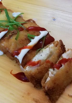 A picture of Crispy box patties.