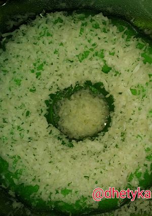 Foto resep Brownis Kukus Pandan Keju ala Tyka
