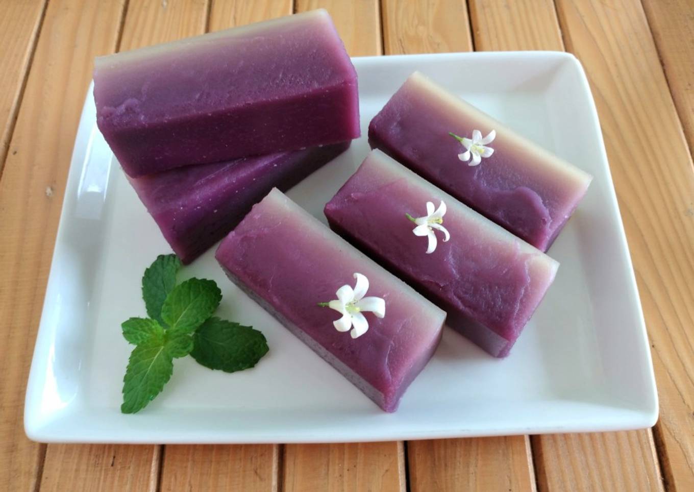 Kue Pepe warna ombre