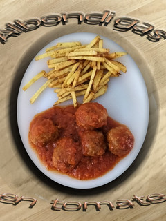 Una foto de Albóndigas en tomate