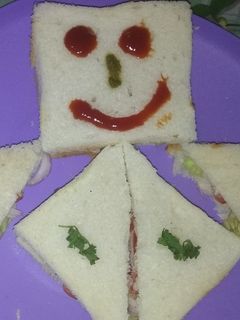 वेज सैंडविच (veg sandwich recipe in hindi) रेसिपी मुख्य फोटो