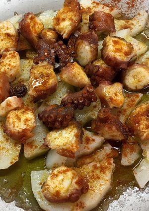 Una foto de Pulpo a la gallega