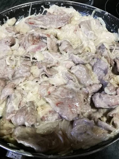 Una foto de Filetes encebollados con queso