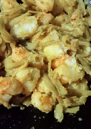 आलू और ग्वार फली (aloo aur guar phali recipe in Hindi) रेसिपी मुख्य फोटो