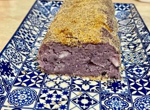 Foto di Polpettone di patate viola e scamorza affumicata