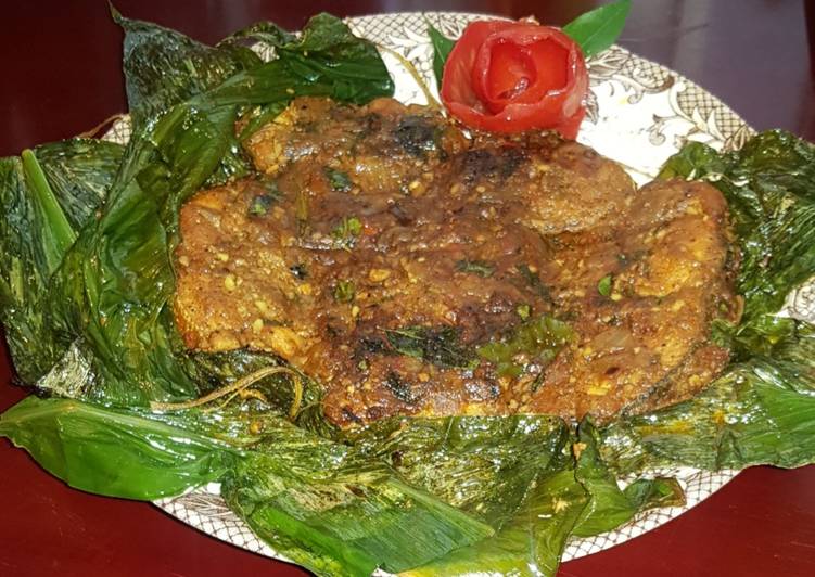 Fish fry with turmeric leaves