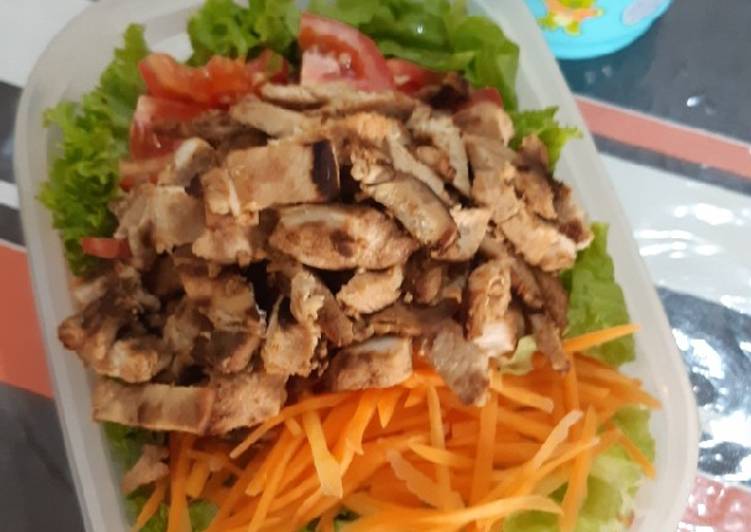 Chicken teriyaki salad