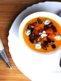 Vellutata di zucca (Artusi) con pepitas e mousse al gorgonzola