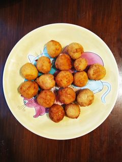 Una foto de Bolitas de tofu fritas