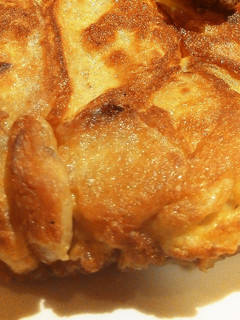 Una foto de Tortilla de papas nada light !
