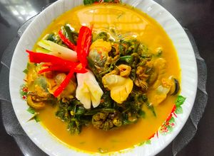 Foto resep Gulai pakis dan lokan