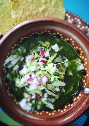 Una foto de Pozole verde