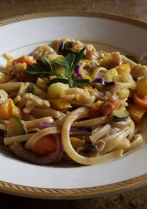 A picture of Thai Pasta Salad.