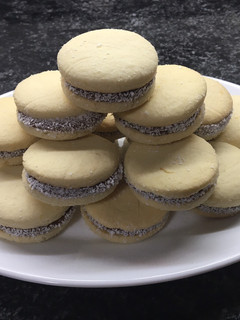 Una foto de Alfajores de maicena