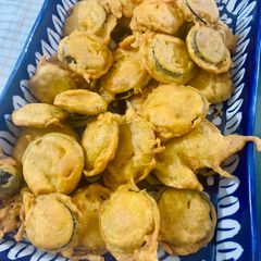 A picture of Brinjal Pakora.