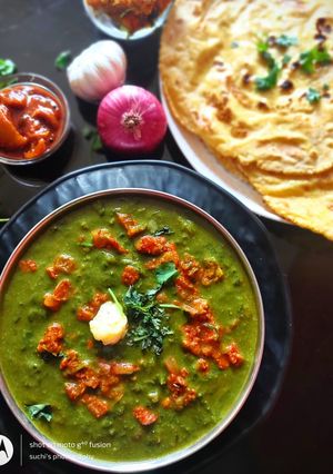 A picture of Sarson ka Saag And Makkai Roti.