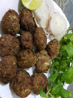A picture of Stuffed shami kebab.