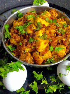A picture of Egg Masala Dry.