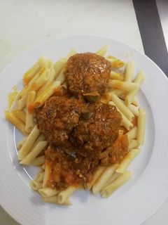 Φωτογραφία της συνταγής Μπιφτέκια σε σάλτσα λαχανικών και πένες ♠️💜