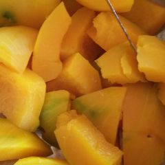 A picture of Boiled pumpkin.
