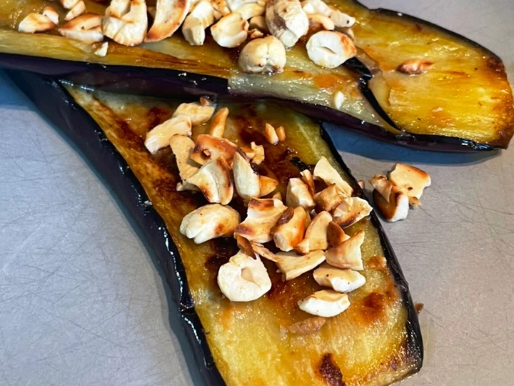 Easy Steps to Make Miso Glazed Aubergine With Toasted Cashews 🍆 the Delicious Delicious
