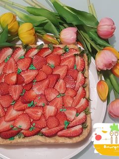 Foto di Crostata crema pasticcera e fragole
