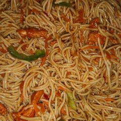 A picture of Easy Chicken Chowmein.