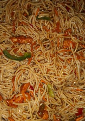 A picture of Easy Chicken Chowmein.