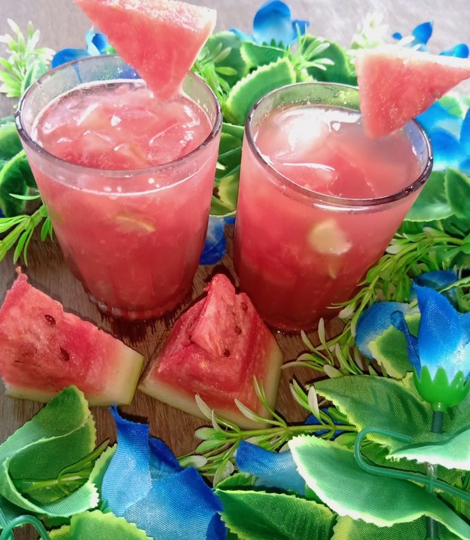 তরমুজ মাজিটো(tarmuj mojito recipe in Bengali) রেসিপির প্রধান ছবি