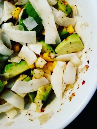 Easy Way Prepare Coconut+avocado+corn salad the Delicious Makes you drool