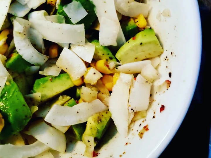 Easy Way Prepare Coconut+avocado+corn salad the Delicious Makes you drool