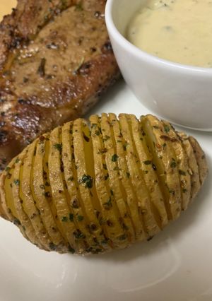 A picture of Hassleback Potato.