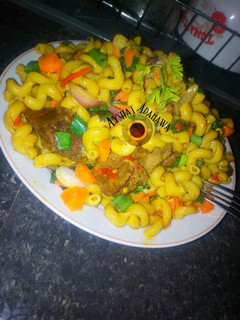 A picture of Stir fried Vegetable pasta.