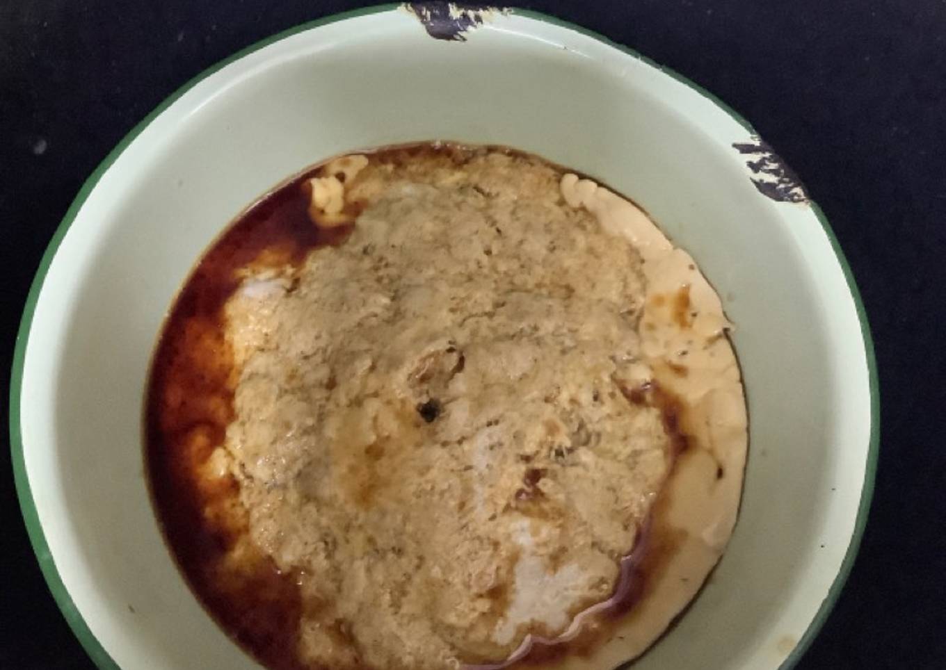 Daging babi masak telur