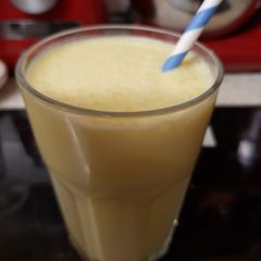 A picture of My Mango & Ice Cream Milk Shake. 😁.